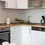 Dalmata Apartment *