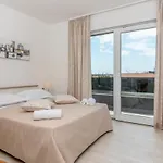 Dalmata Apartment *