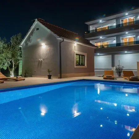 Dalmata Apartment Trogir